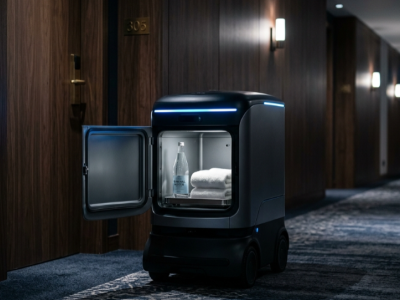 Robot untuk Hotel